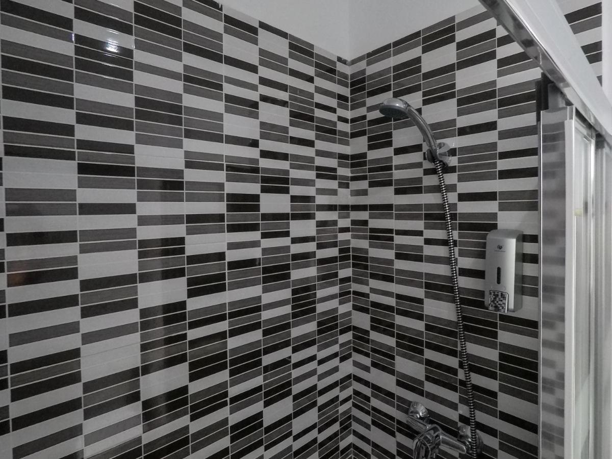 מאלגה Ayz Frailes - Auto Check-In Property (Adults Only) מראה חיצוני תמונה