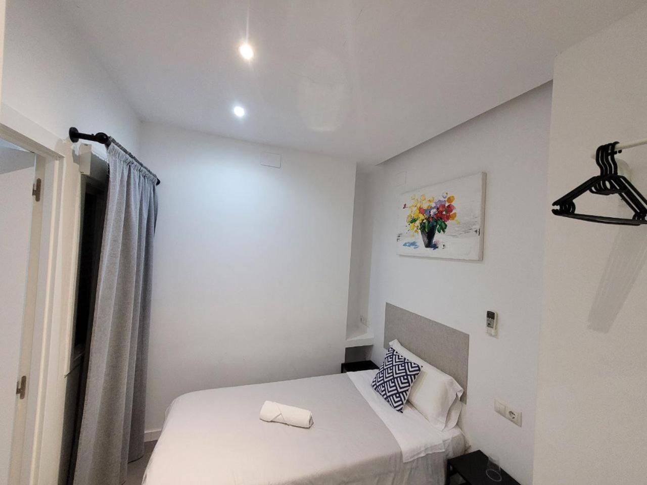 מאלגה Ayz Frailes - Auto Check-In Property (Adults Only) מראה חיצוני תמונה