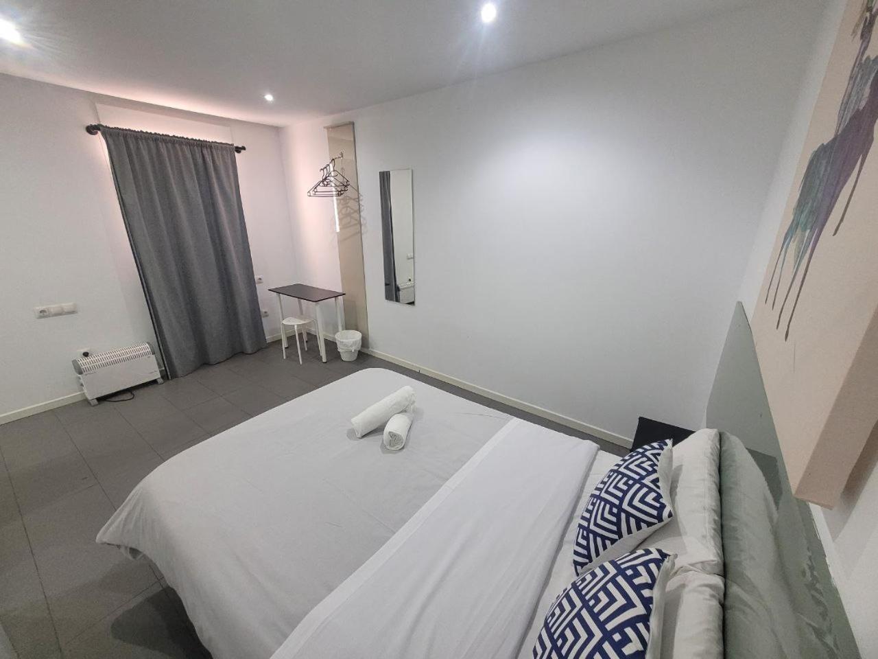 מאלגה Ayz Frailes - Auto Check-In Property (Adults Only) מראה חיצוני תמונה