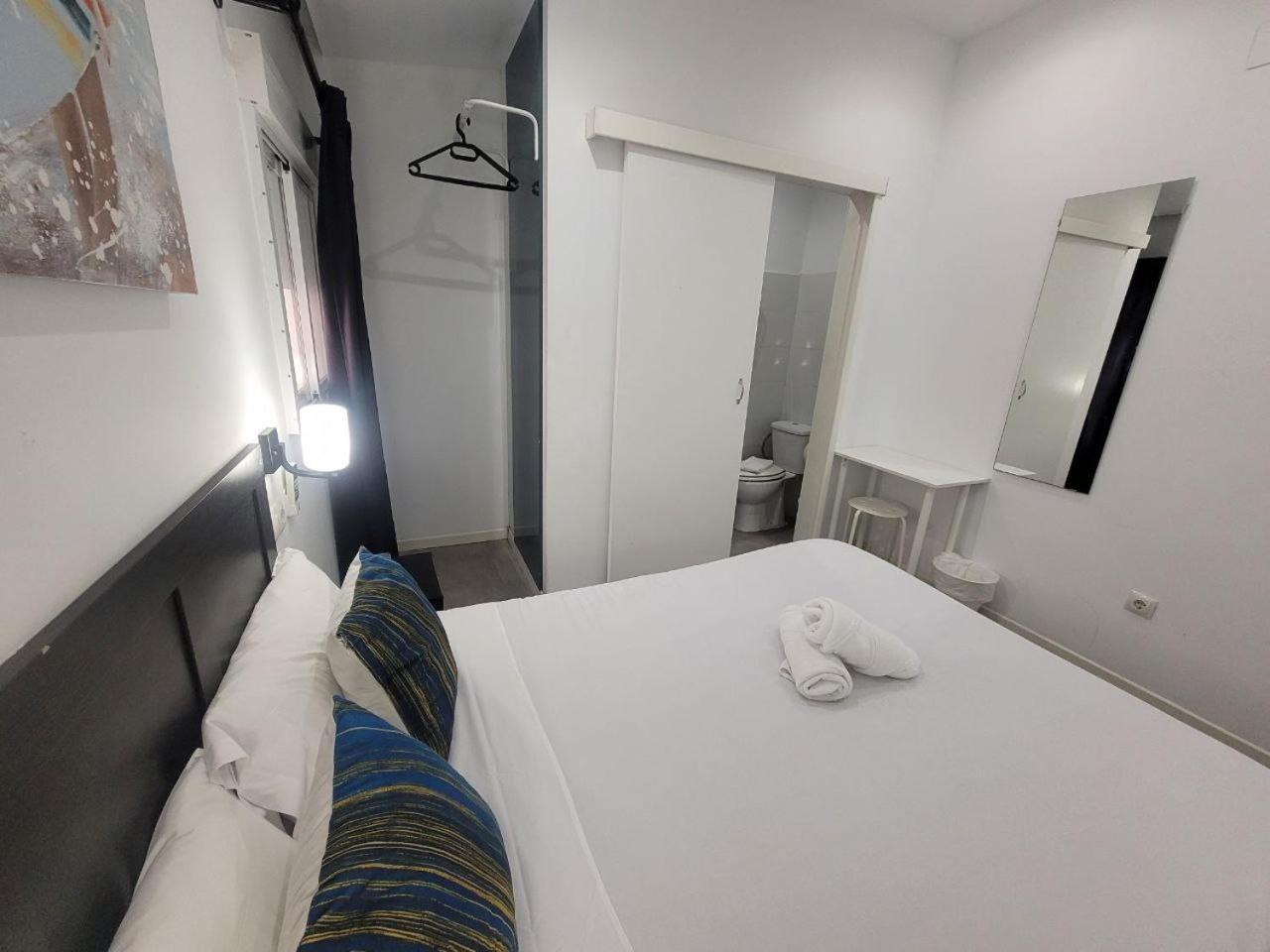 מאלגה Ayz Frailes - Auto Check-In Property (Adults Only) מראה חיצוני תמונה