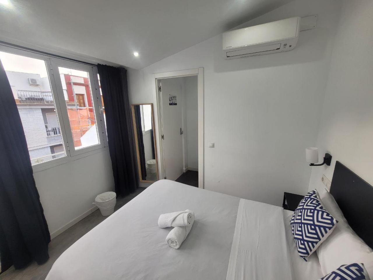 מאלגה Ayz Frailes - Auto Check-In Property (Adults Only) מראה חיצוני תמונה
