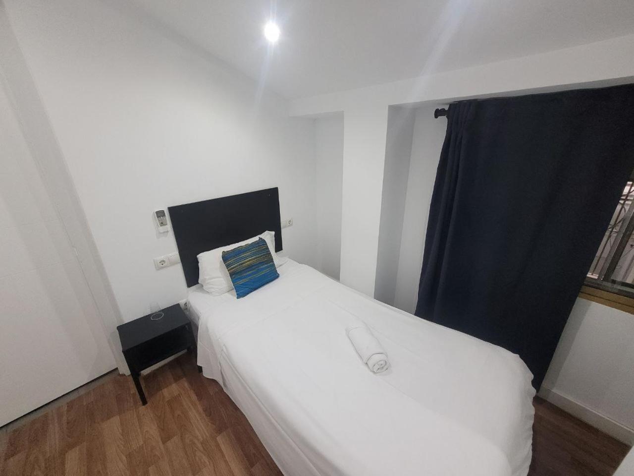 מאלגה Ayz Frailes - Auto Check-In Property (Adults Only) מראה חיצוני תמונה
