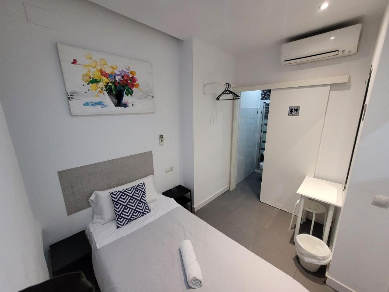מאלגה Ayz Frailes - Auto Check-In Property (Adults Only) מראה חיצוני תמונה